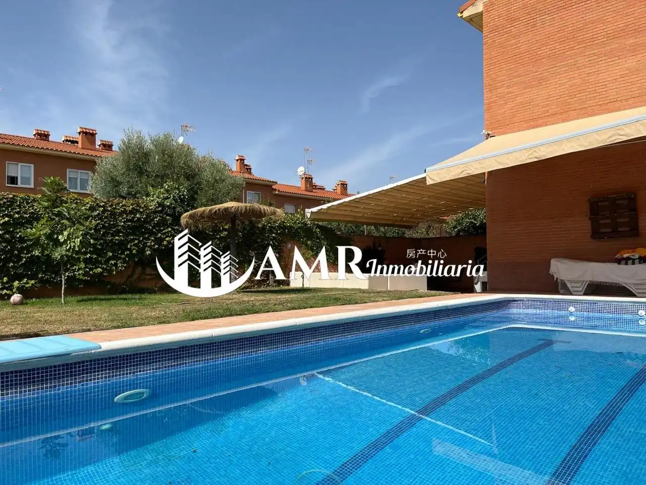 Vista exterior de Casa adosada en venta en Seseña con Aire acondicionado, Calefacción y Jardín privado