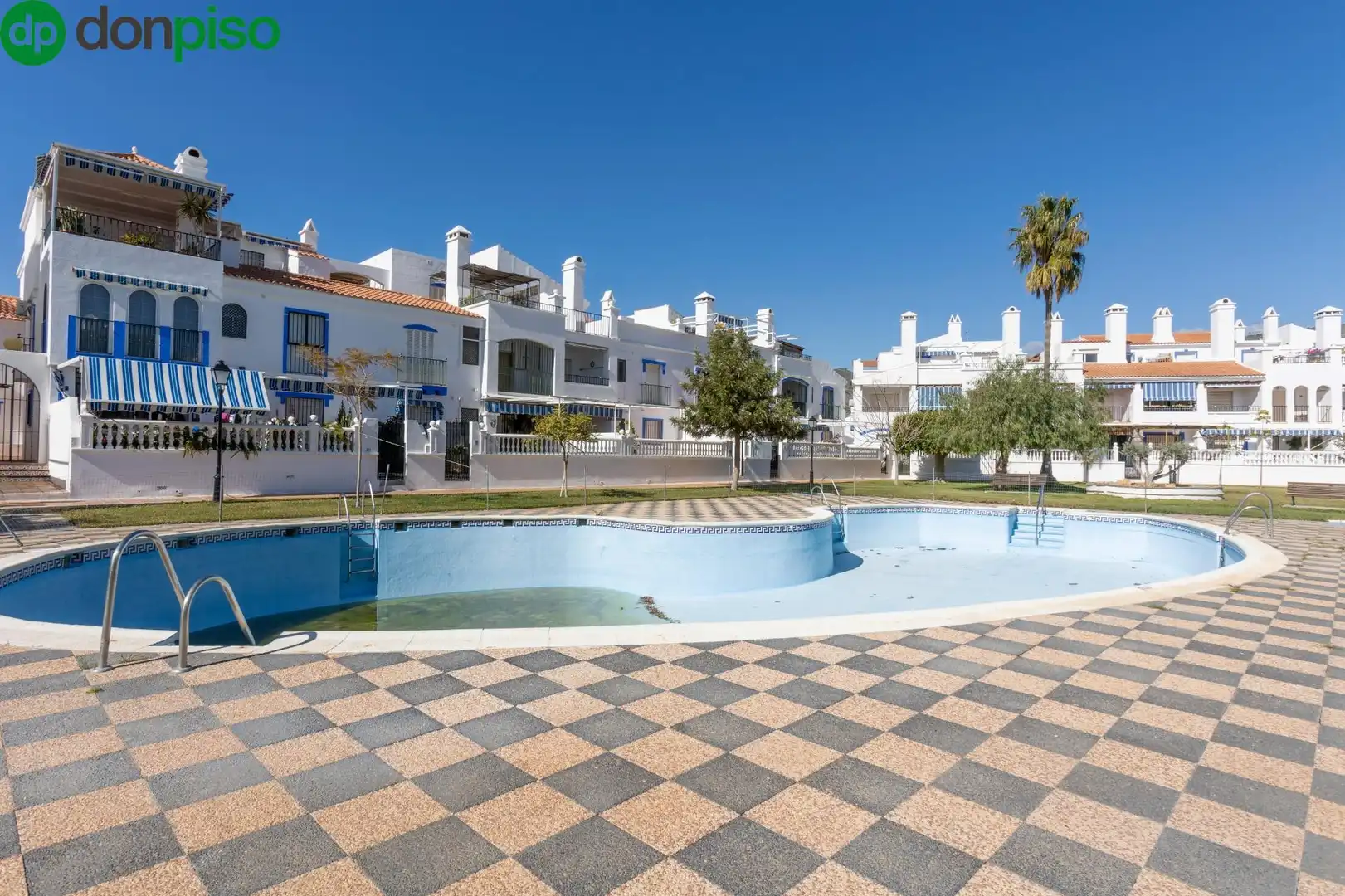 Àtic amb piscina en venda a COMETA HALLEY, imagen 35