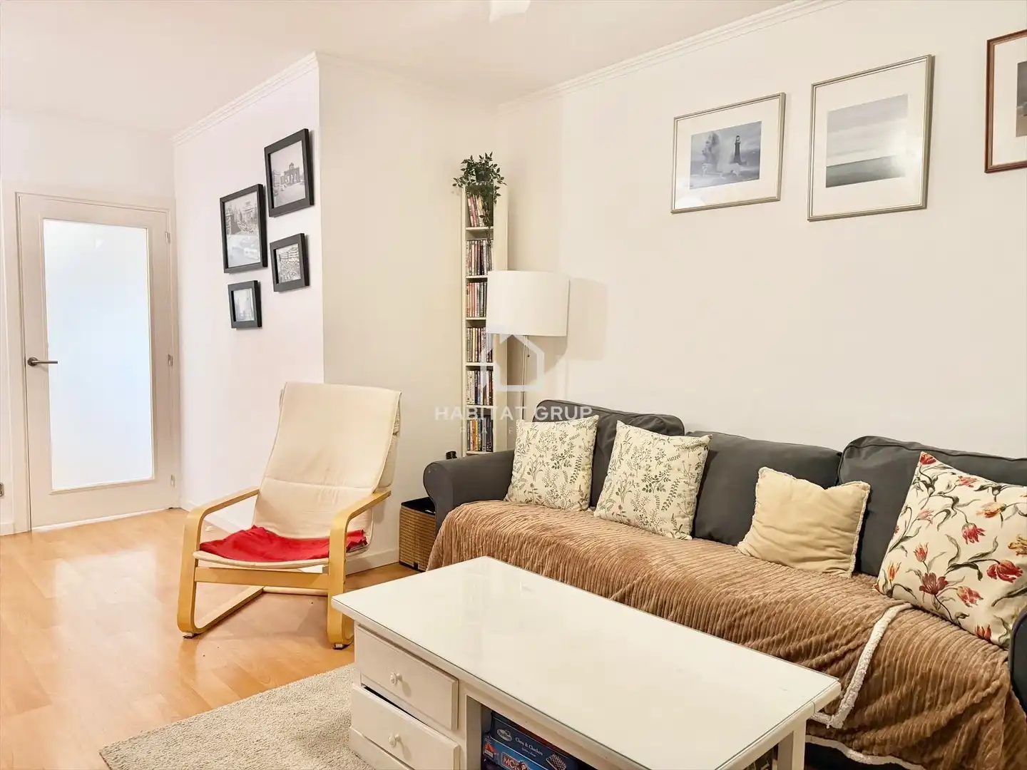 Wohnzimmer von Wohnung zum Verkauf in Girona mit Heizung, Privatgarten und Abstellraum