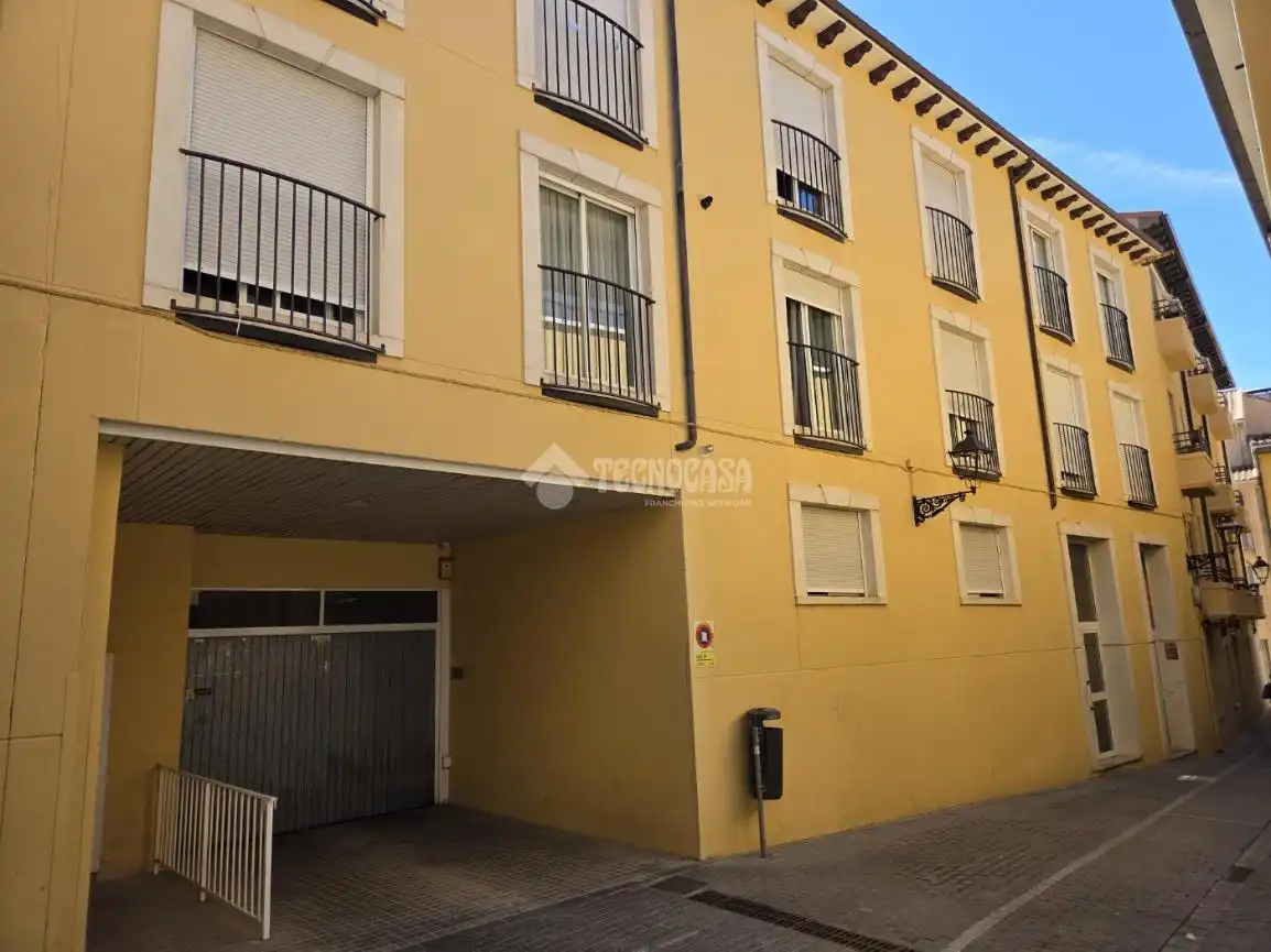 Exterior view of Garage for sale in Huesca