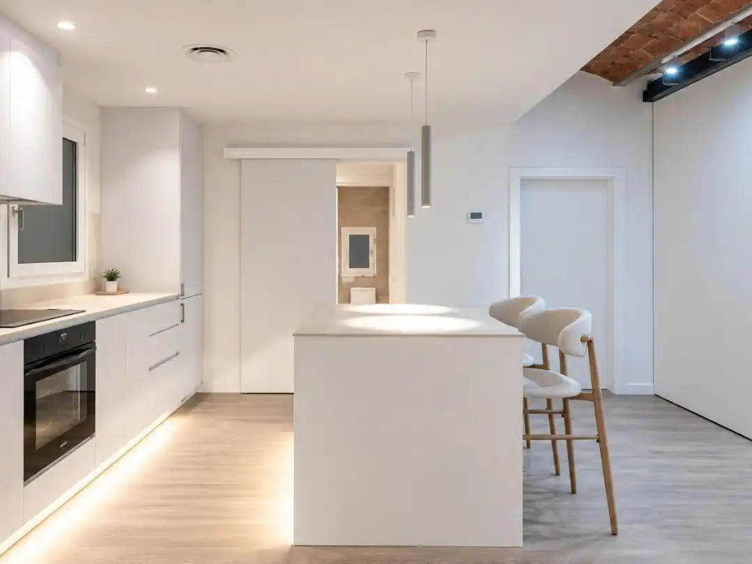 Küche von Wohnung zum Verkauf in  Barcelona Capital mit Klimaanlage