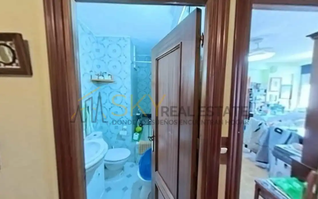 Baño de Piso en venta en Madrid con Amueblado