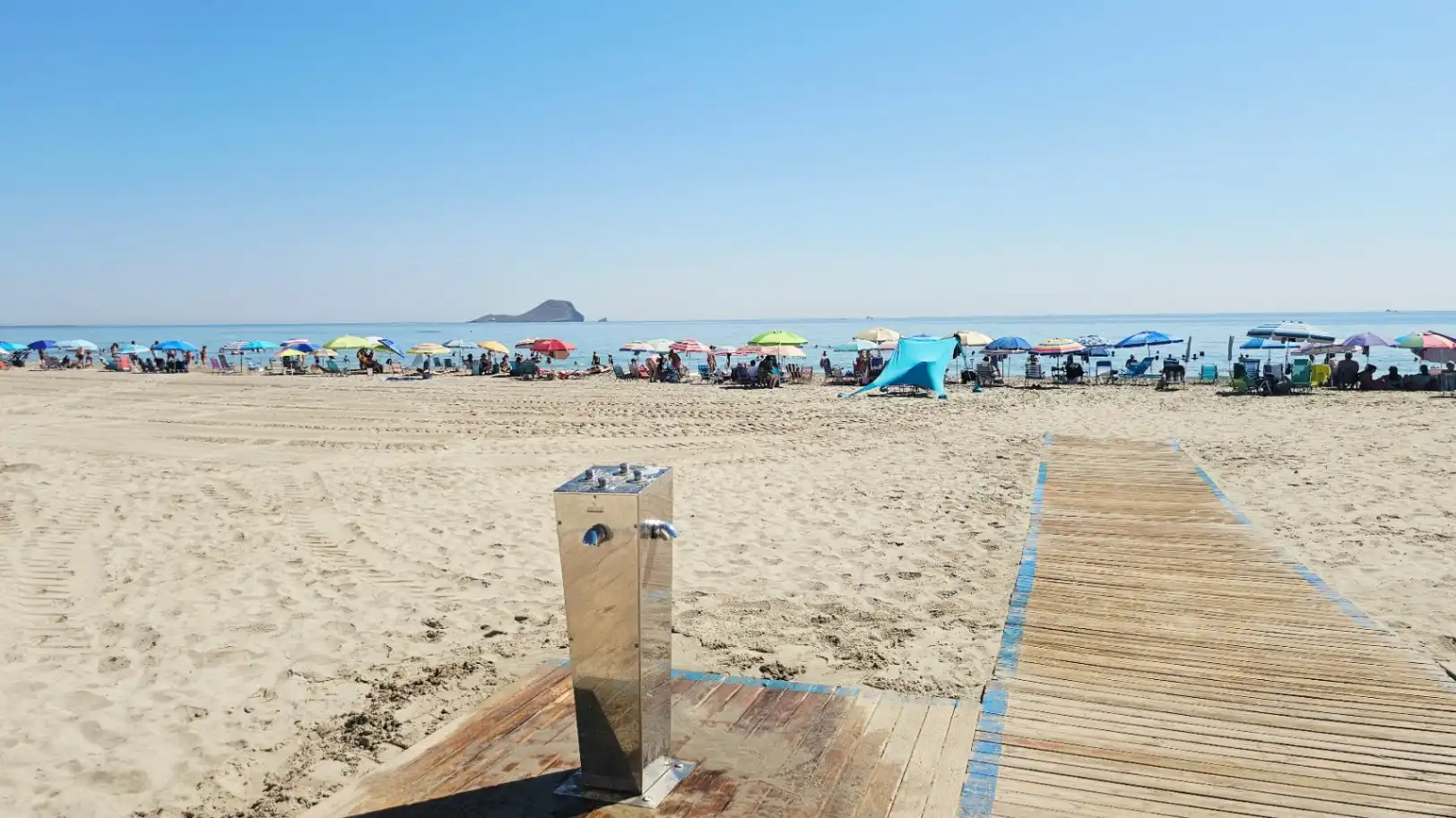 Vista exterior de Estudi en venda en La Manga del Mar Menor amb Aire condicionat, Calefacció i Terrassa