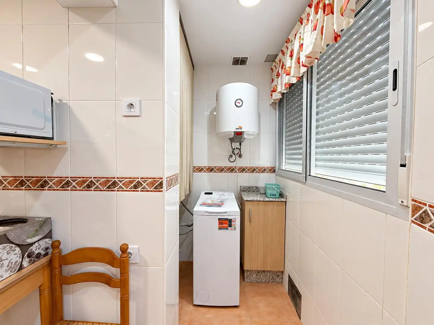 Bathroom of Flat for rent in Burjassot  with Furnished
