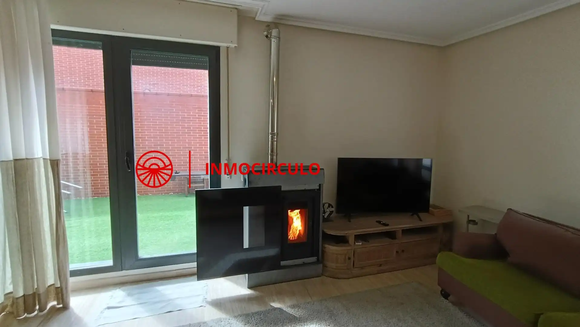 Living room of Detached homes for sale in Burgos  with Heating, Private garden and Terrace