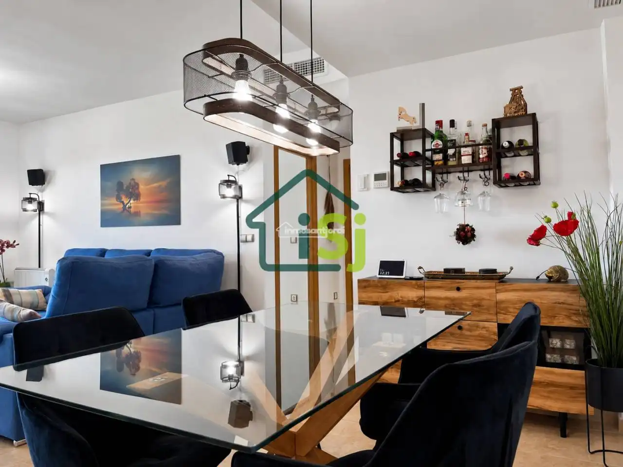 Penthouse with pool for sale in Ronda Barbiguera, imagen 2