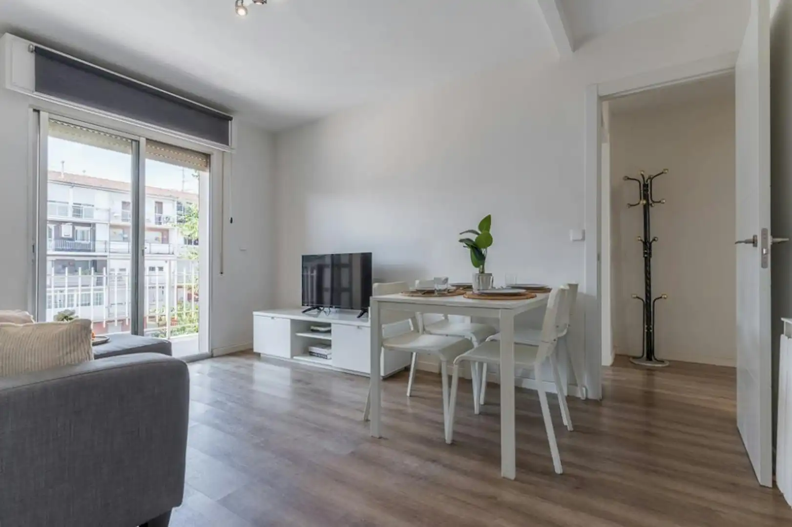 Living room of Flat for share in Madrid  with Furnished, Washing machine and TV