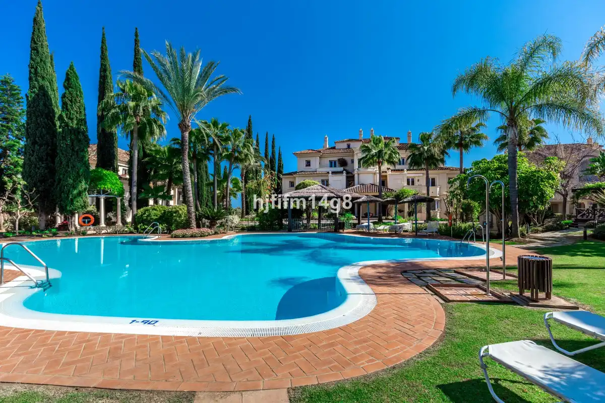 Ático con piscina en venta en Nueva Andalucía, imagen 7