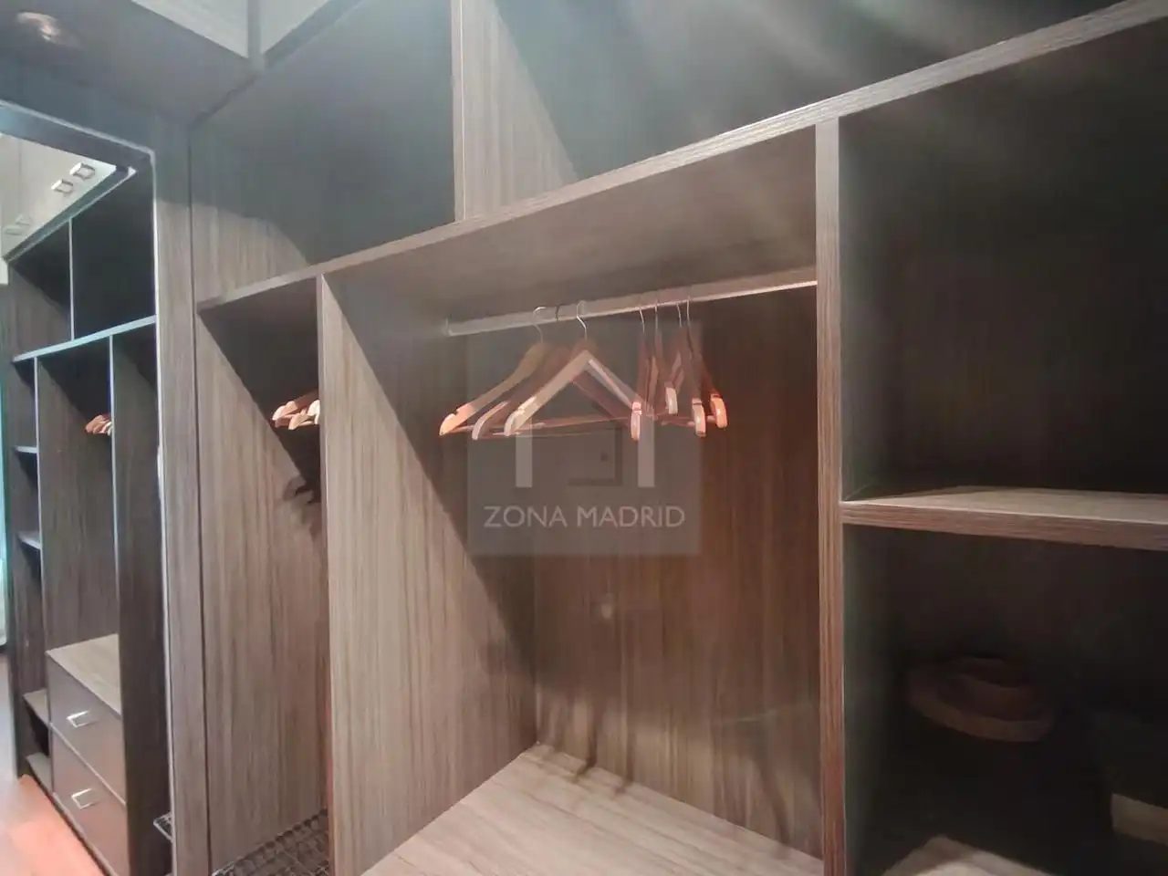 Habitación de Piso en venta en Madrid con Aire acondicionado y Balcón