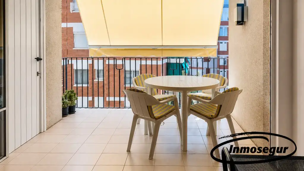 Terraza de Piso en venta en Salou con Terraza y Amueblado
