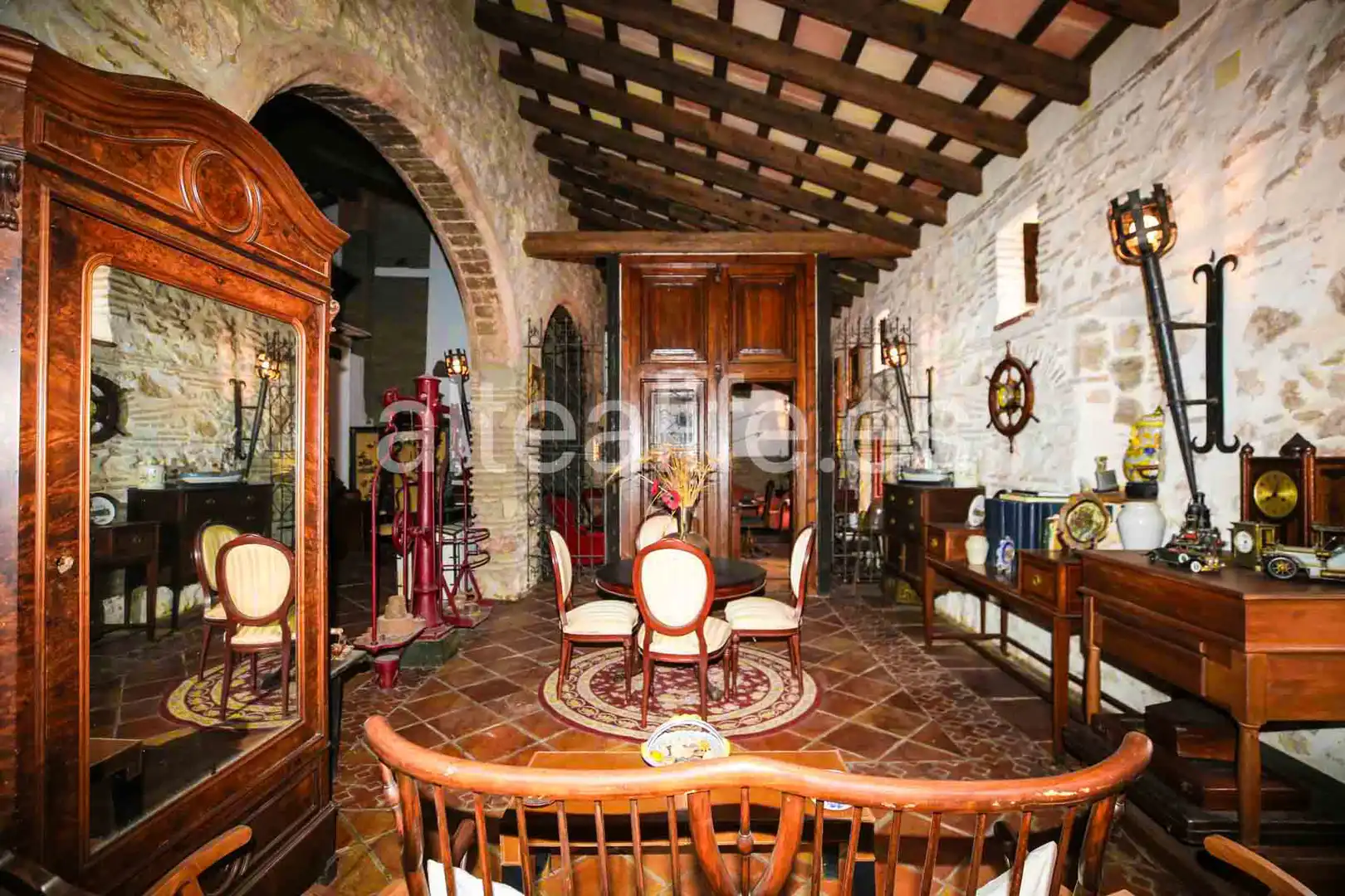 Einfamilien-Reihenhaus zum Verkauf in Gandia mit Privatgarten, Terrasse und Abstellraum