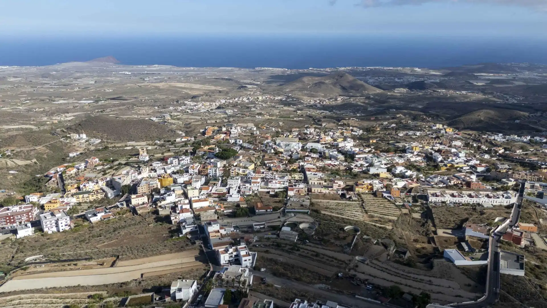 Vista exterior de Casa adosada en venta en San Miguel de Abona con Aire acondicionado, Jardín privado y Terraza