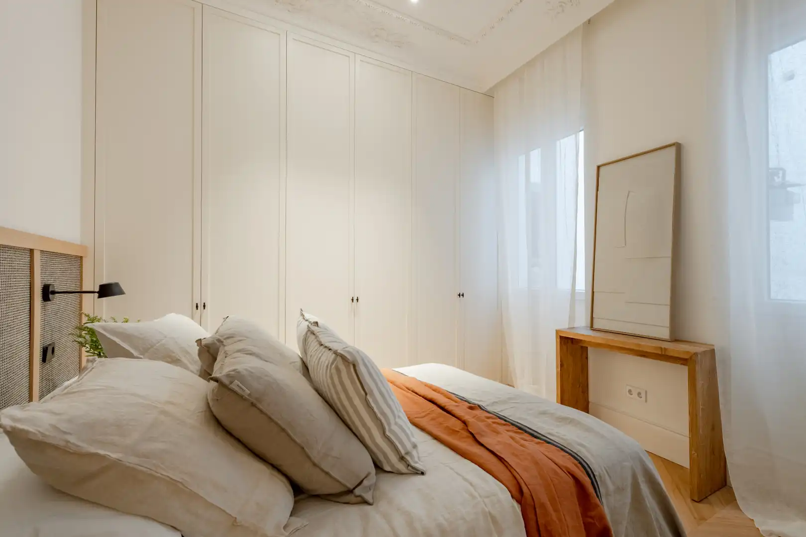 Bedroom of Flat for sale in Madrid  with Air Conditioner, Heating and Parquet flooring