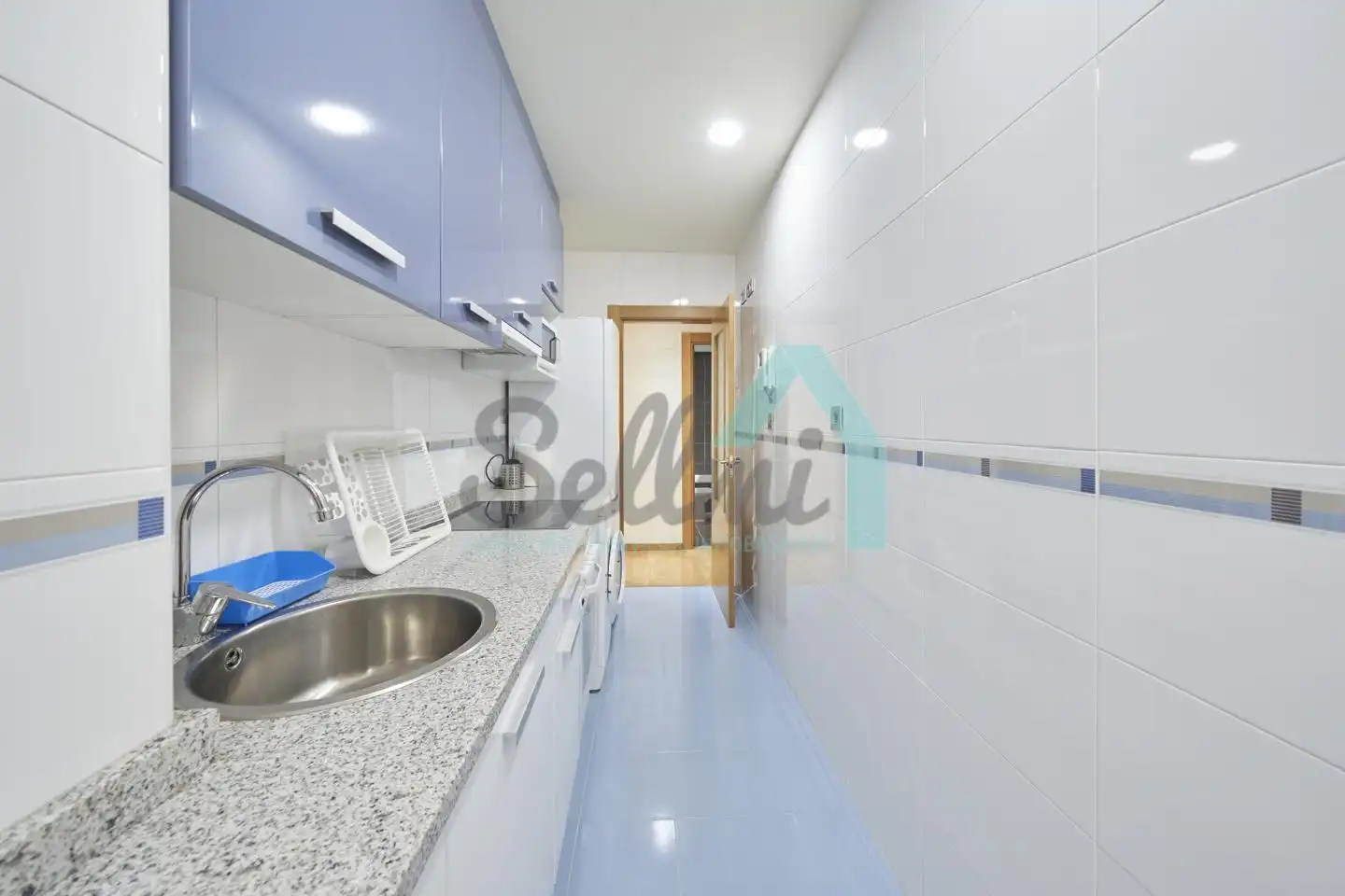Kitchen of Flat for rent in Oviedo   with Heating and Furnished