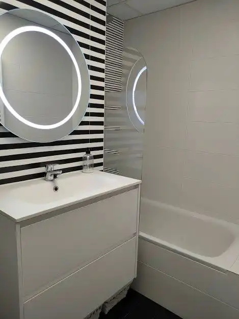 Baño de Planta baja de alquiler en Colmenar Viejo con Calefacción, Jardín privado y Terraza