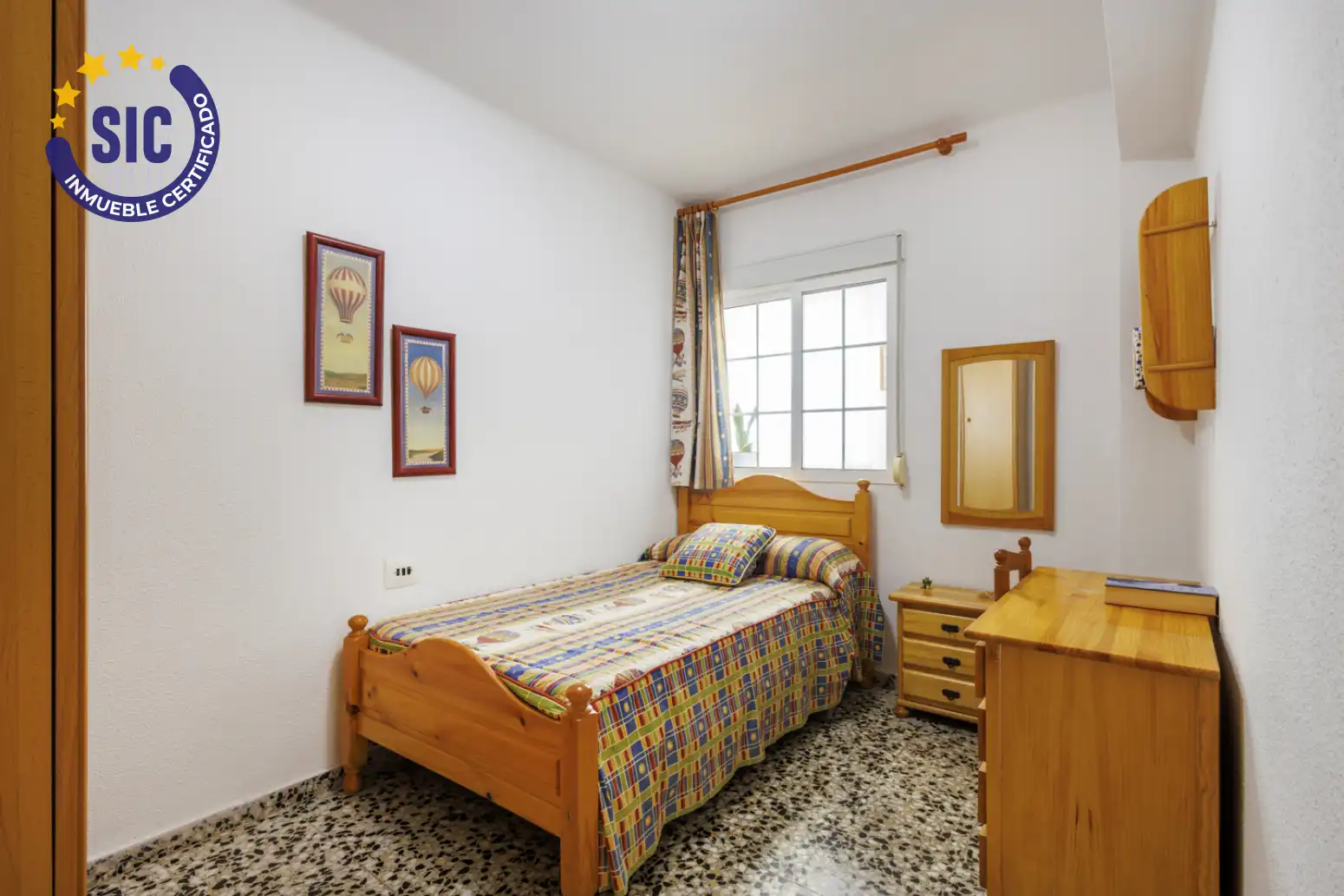 Habitación de Casa adosada en venta en Carlet con Terraza y Balcón