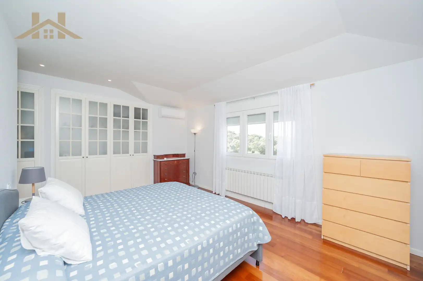 Dormitori de Casa o xalet en venda en Arroyomolinos (Madrid) amb Aire condicionat, Calefacció i Jardí privat