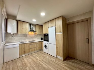 Appartement compact avec ascenseur à louer à Avenida de España 6