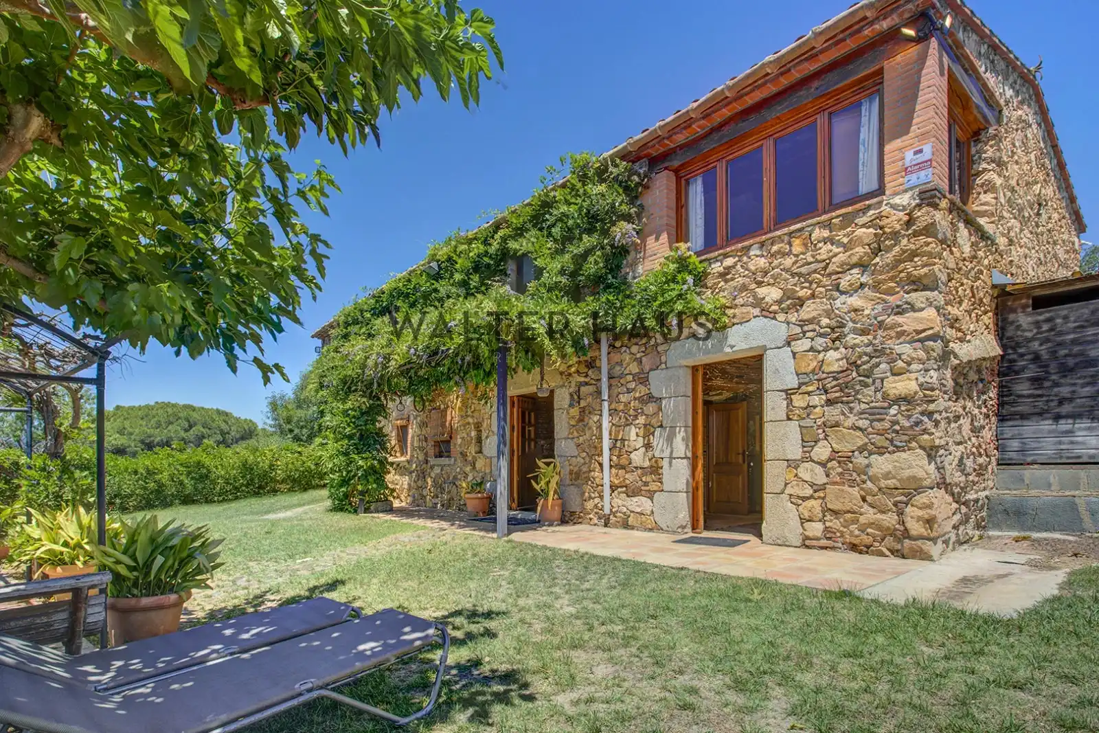 Vista exterior de Finca rústica en venda en Calonge i Sant Antoni amb Aire condicionat, Jardí privat i Terrassa