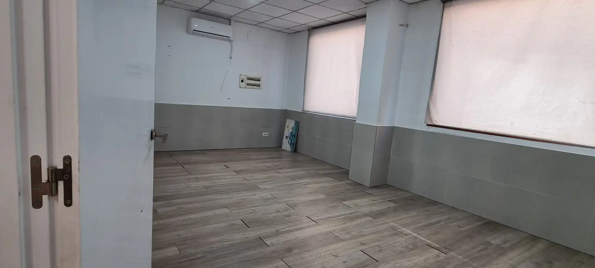 Business premises for sale in Calle Lago Blanco, imagen 37