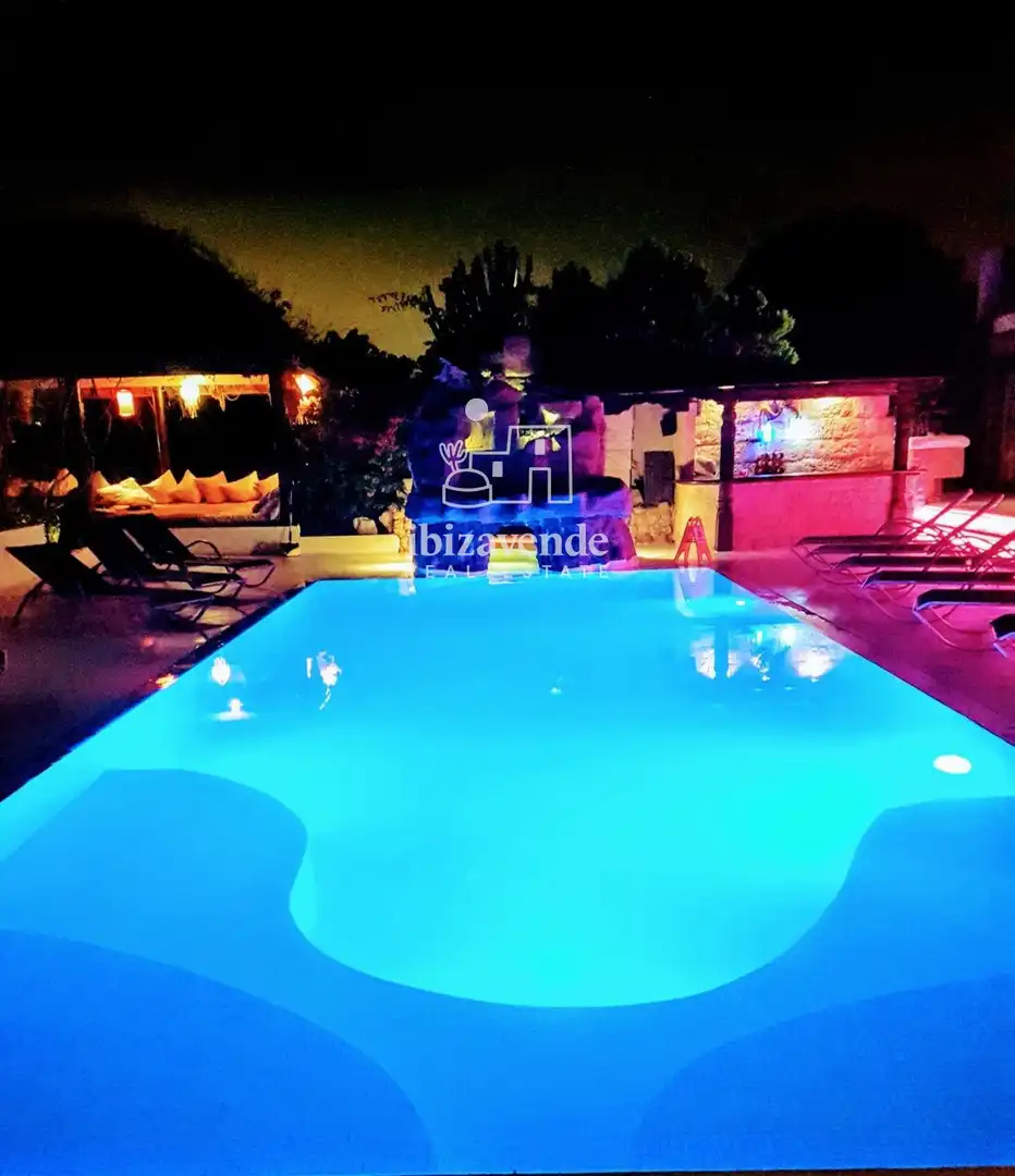 Swimming pool of Houses for sale in Santa Eulària des Riu  with Air Conditioner, Private garden and Terrace
