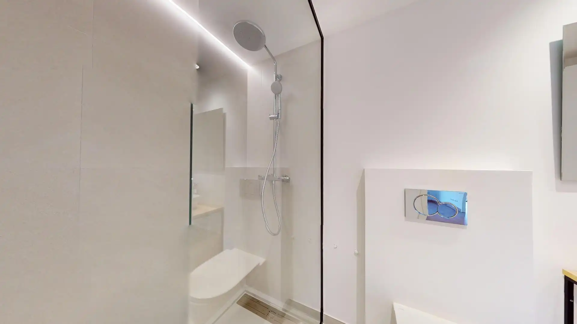 Badezimmer von Wohnung zur Miete in  Palma de Mallorca mit Heizung, Terrasse und Balkon