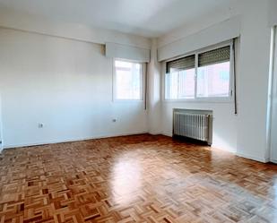 Living room of Flat to rent in  Madrid Capital  with Air Conditioner and Terrace