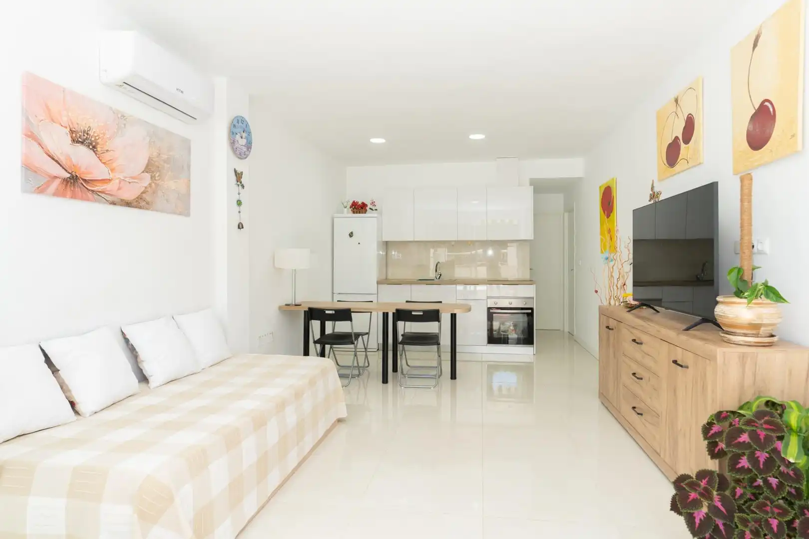 Living room of Houses for sale in Salobreña  with Air Conditioner, Terrace and Storage room