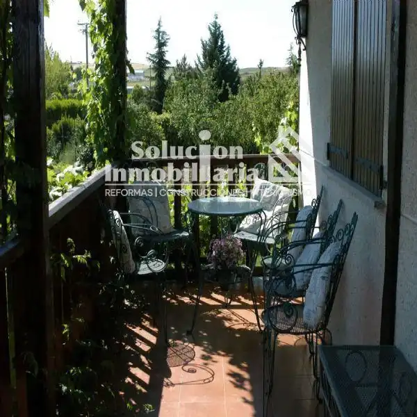 Villa in vendita a Villamayor