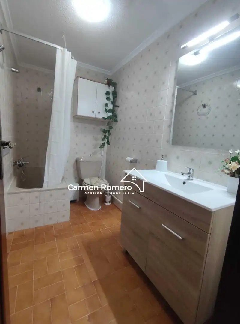 Baño de Piso de alquiler en Salamanca con Calefacción