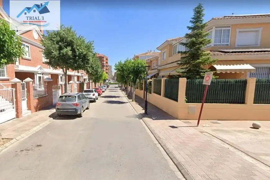 Casa amb terrassa en venda a Calle CLAVILEÑO