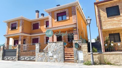 Chalet en venta en Fuentemilanos, 5 dormitorios.