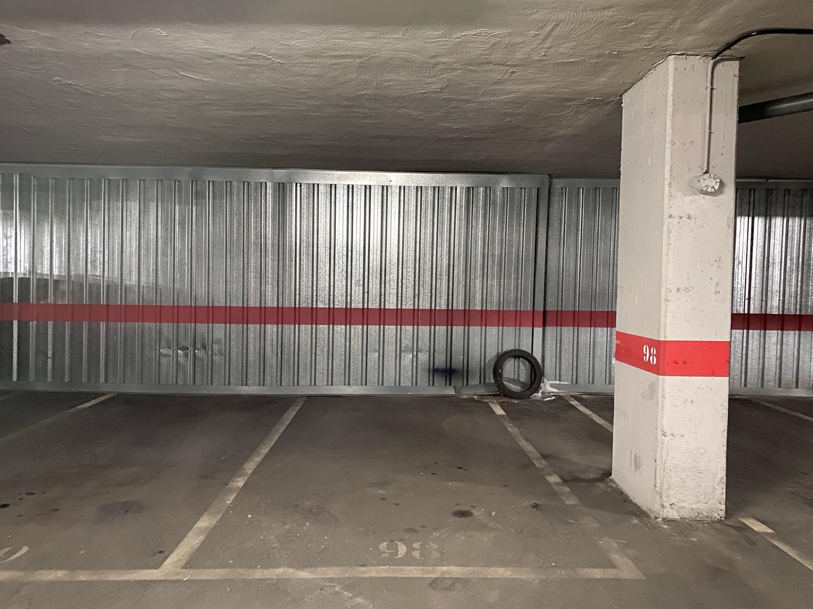 Aparcament de Garatge en venda en  Madrid Capital