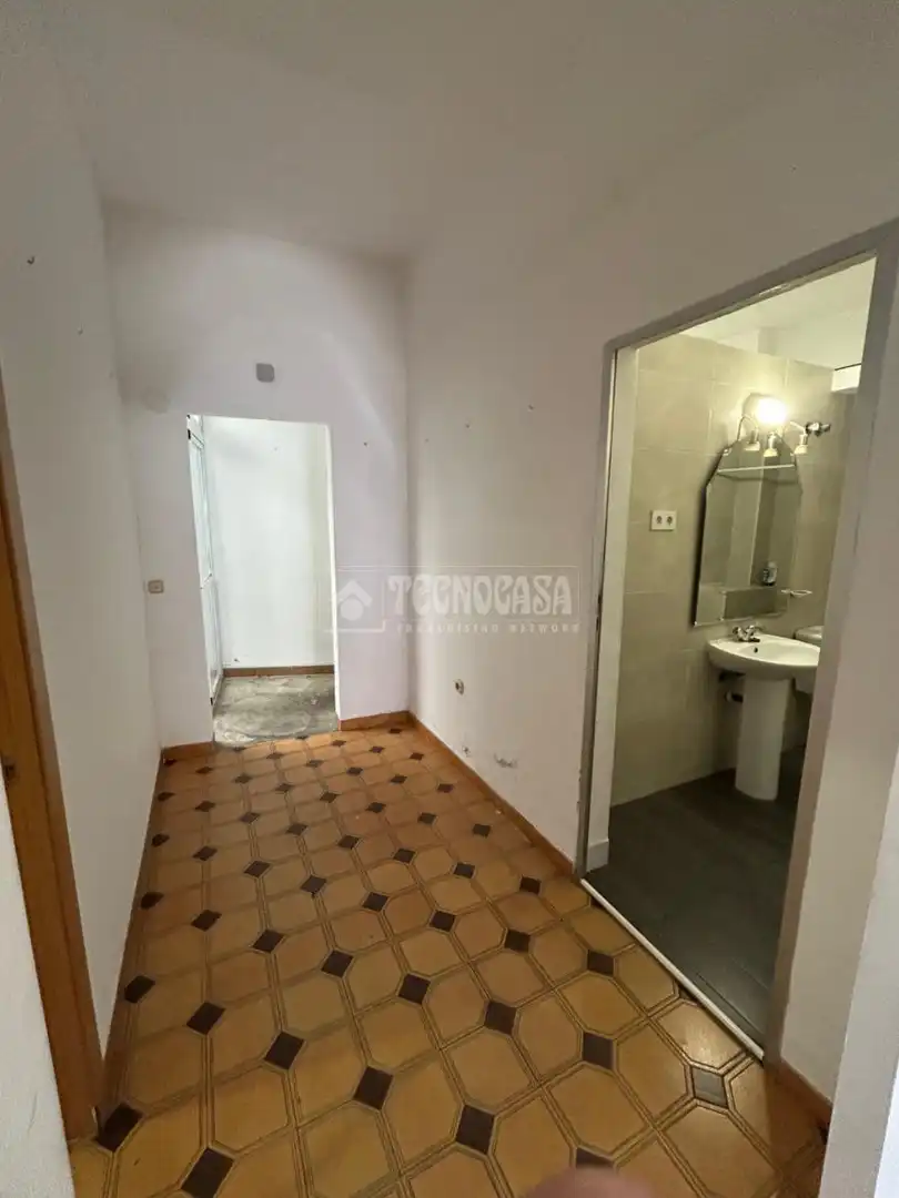 Habitación de Local en venta en Mijas