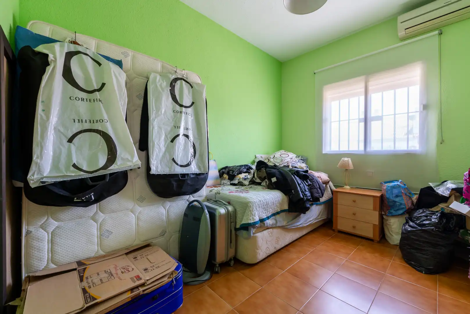 Bedroom of Detached homes for sale in Montequinto  with Air Conditioner, Heating and Parquet flooring