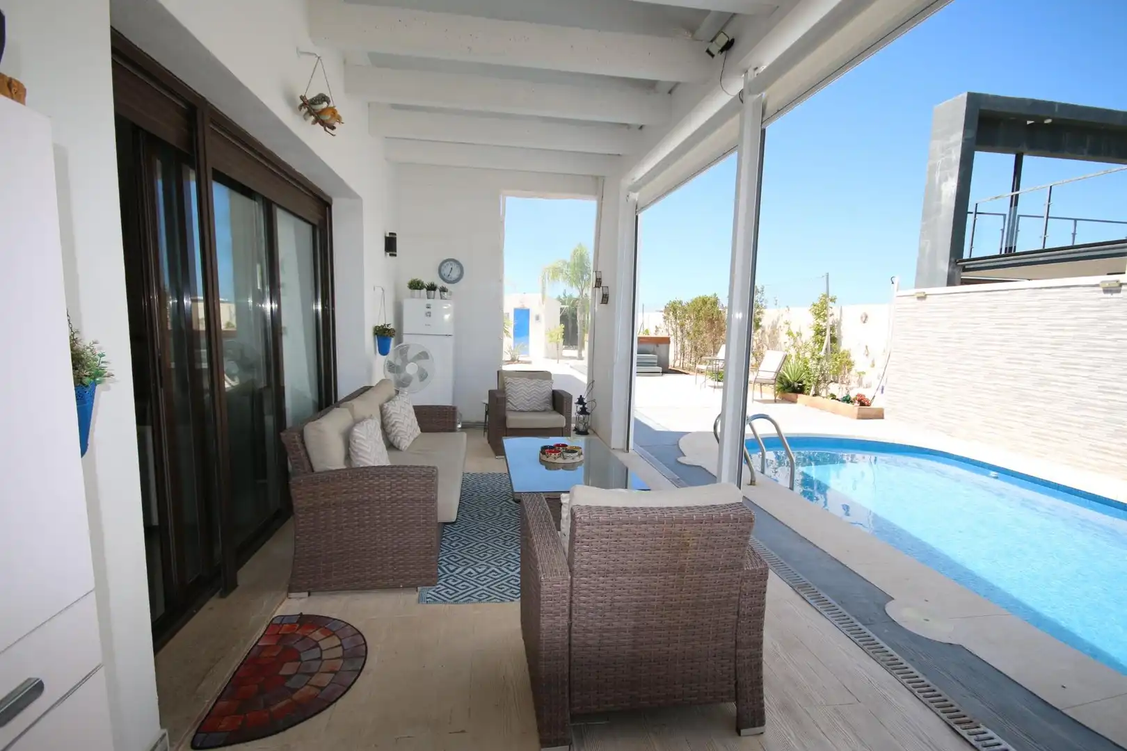 Terrassa de Casa o xalet en venda en Ayamonte amb Aire condicionat, Piscina i Jacuzzi