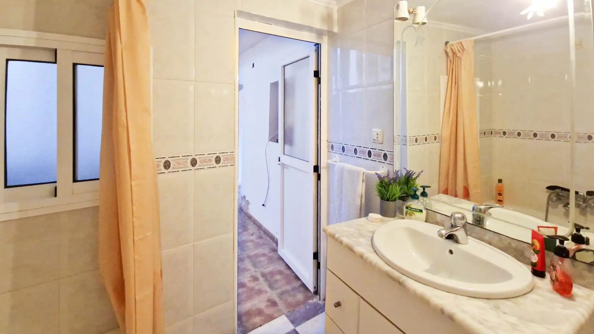 Baño de Casa o chalet en venta en Nogales con Calefacción, Jardín privado y Terraza