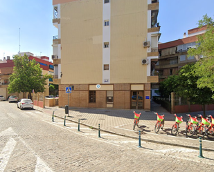 Vista exterior de Pis en venda en  Sevilla Capital