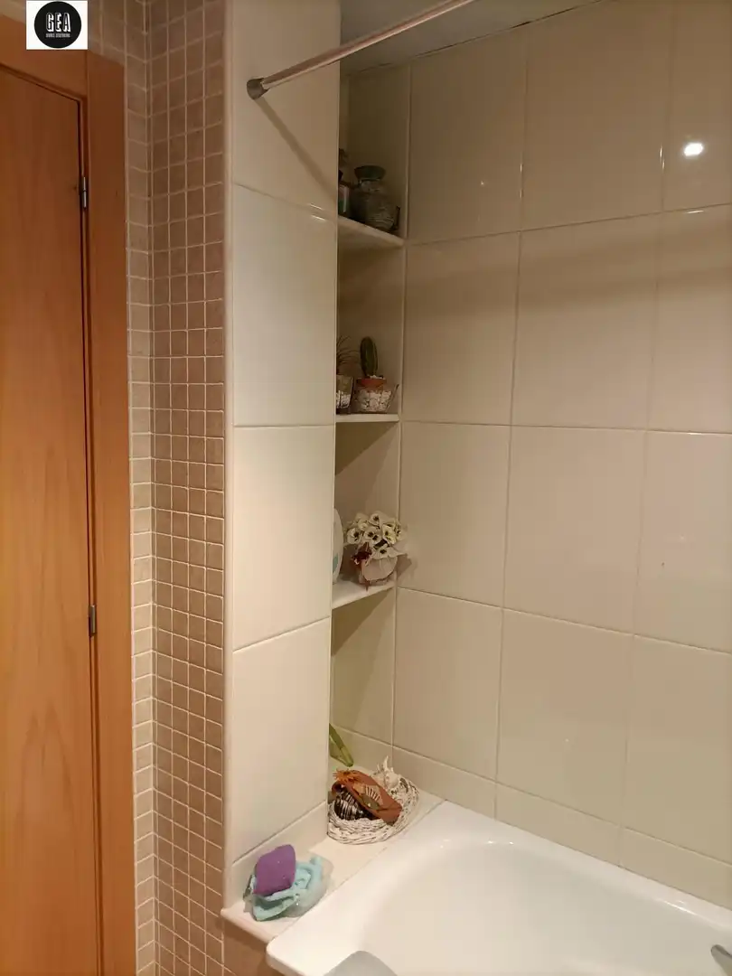 Baño de Casa o chalet en venta en Vilanova de Segrià con Aire acondicionado, Calefacción y Jardín privado