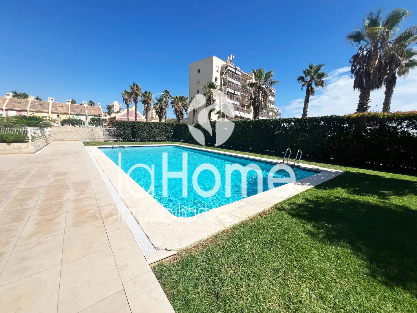 Piscina de Piso en venta en Valencia con Aire acondicionado, Terraza y Balcón