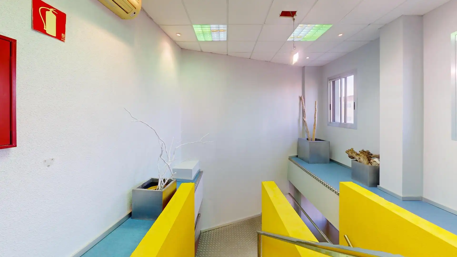 Nave industrial en venta en Torres de la Alameda