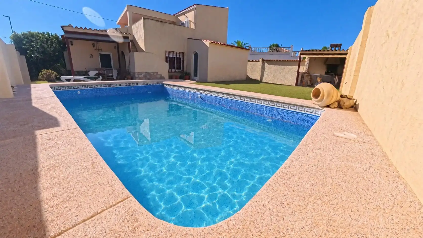 Xalet amb piscina en venda a L'Albir