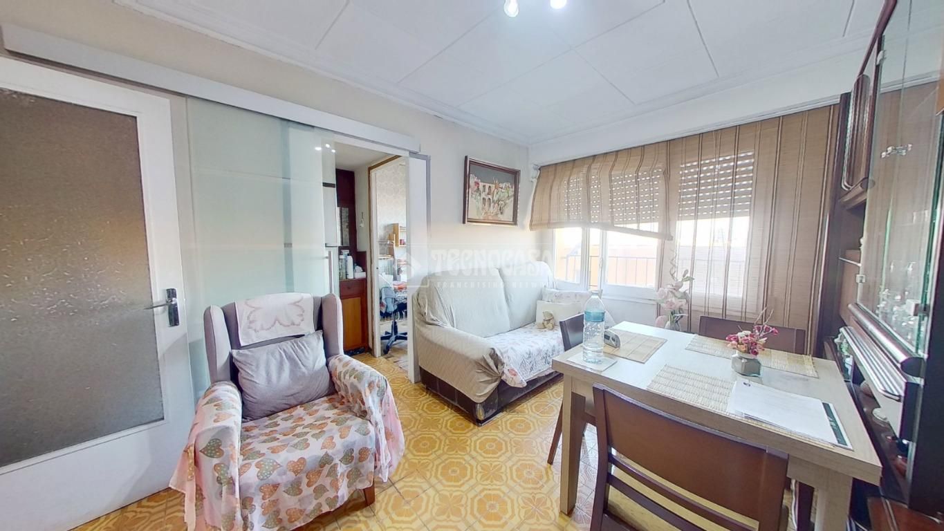 Living room of Flat for sale in Sabadell