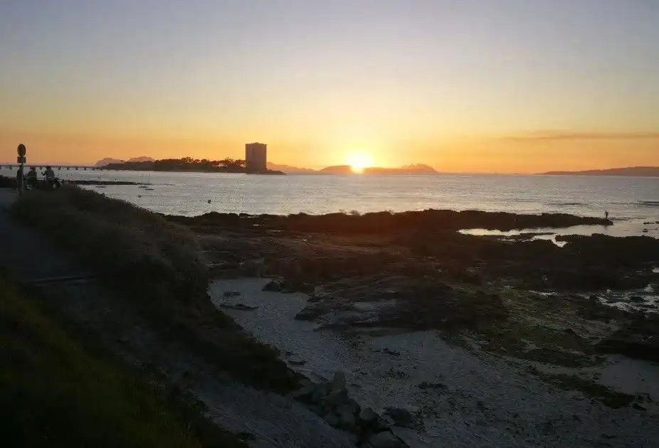 Vista exterior de Casa o chalet en venta en Vigo  con Jardín privado y Balcón