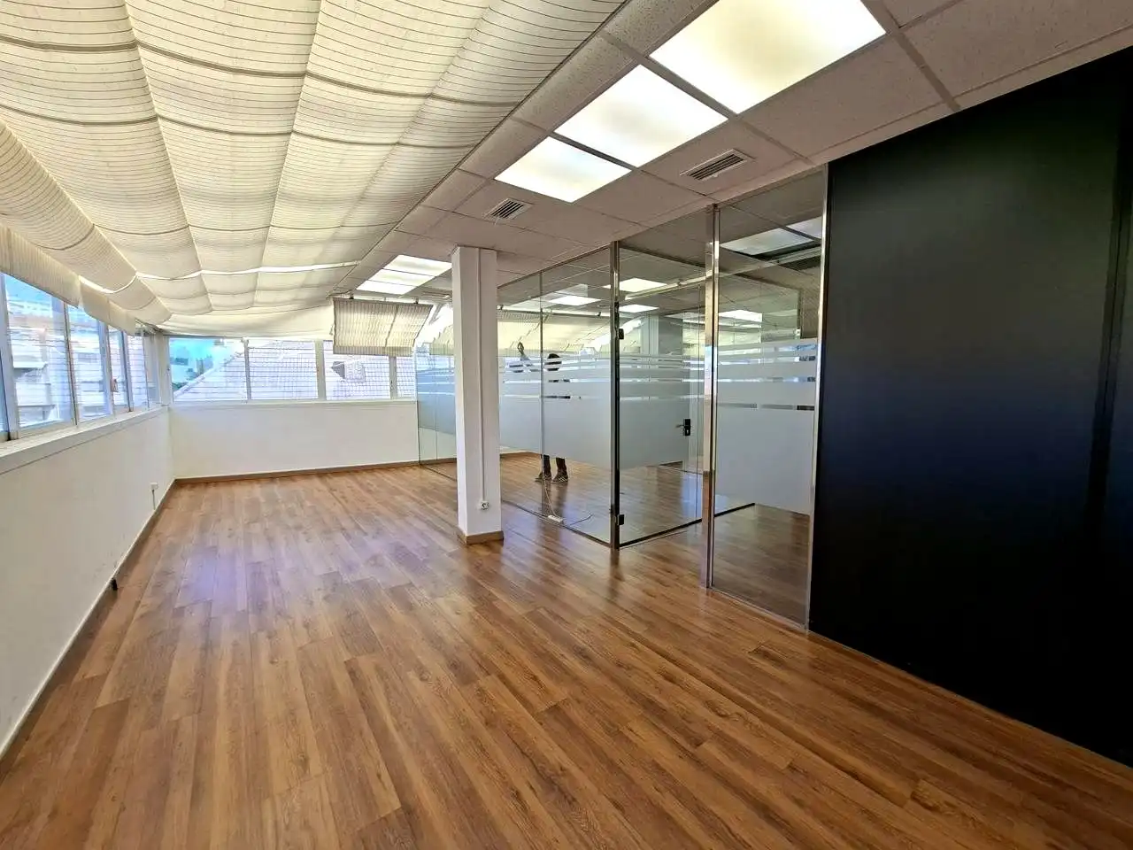 Office for rent in Madrid  with Air Conditioner and Heating