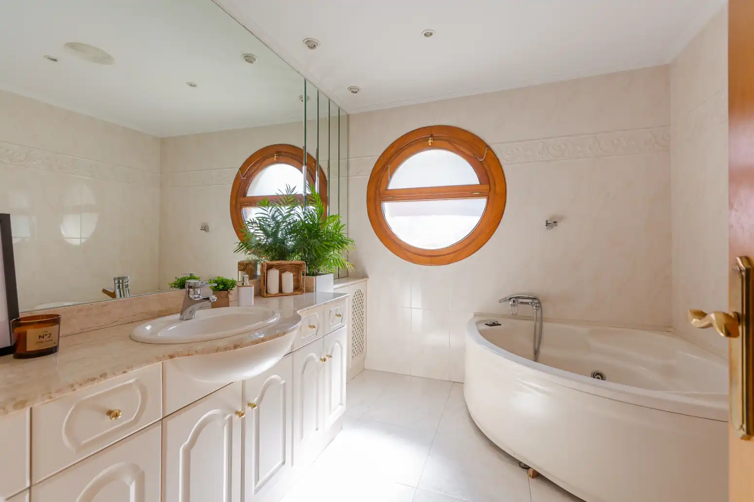 Baño de Casa o chalet en venta en Zizur Mayor / Zizur Nagusia con Calefacción y Parquet