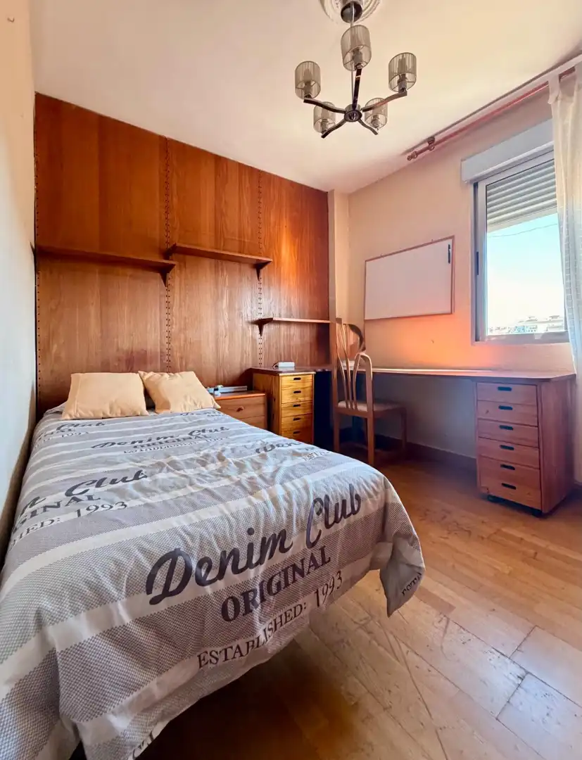 Bedroom of Flat for sale in Granada  with Furnished