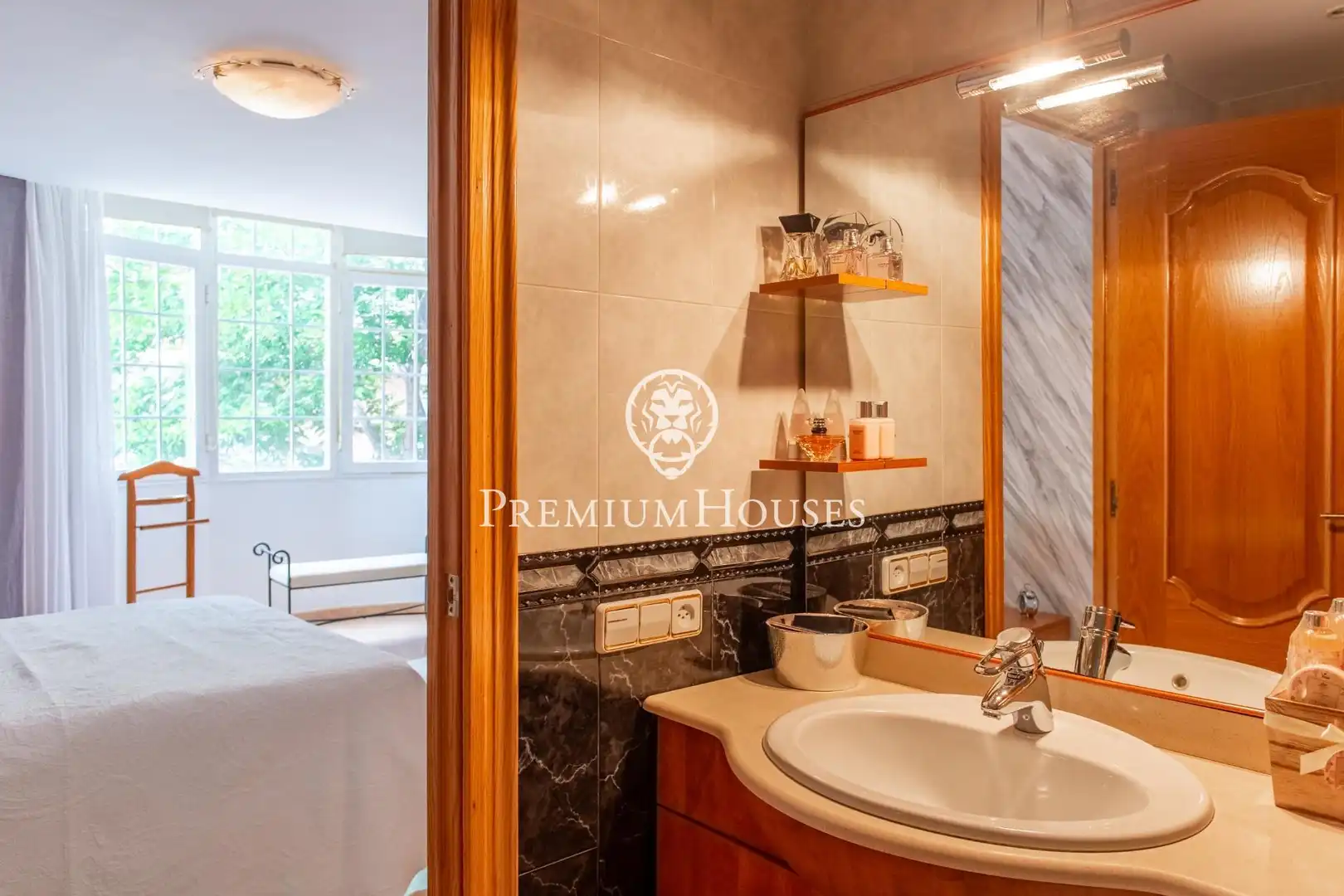 Baño de Casa o chalet en venta en Mataró con Aire acondicionado, Calefacción y Jardín privado