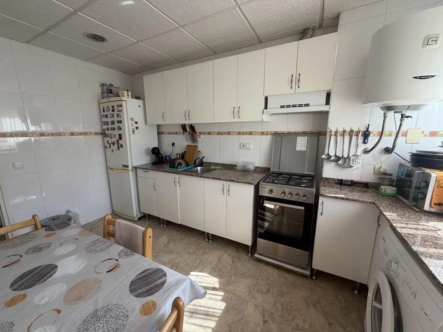 Cocina de Apartamento en venta en La Ràpita con Aire acondicionado, Calefacción y Terraza