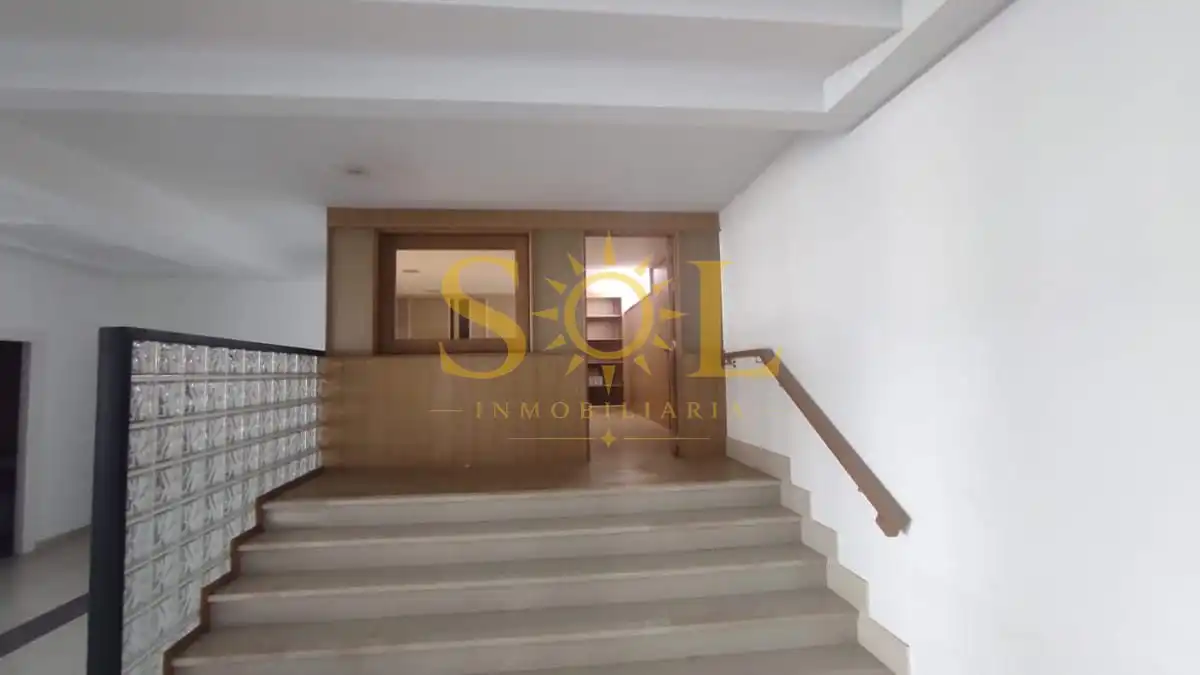 Local comercial en venda a Calle Fernando De Castro 21, imagen 4